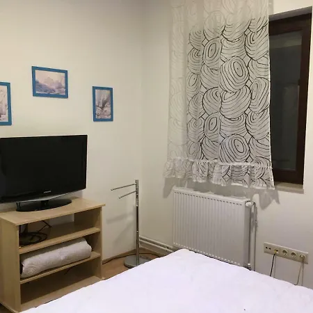 Privatunterkunft Bed&pool Vecsés