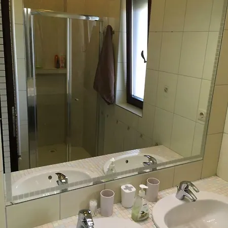 Bed&pool Privatunterkunft Vecsés
